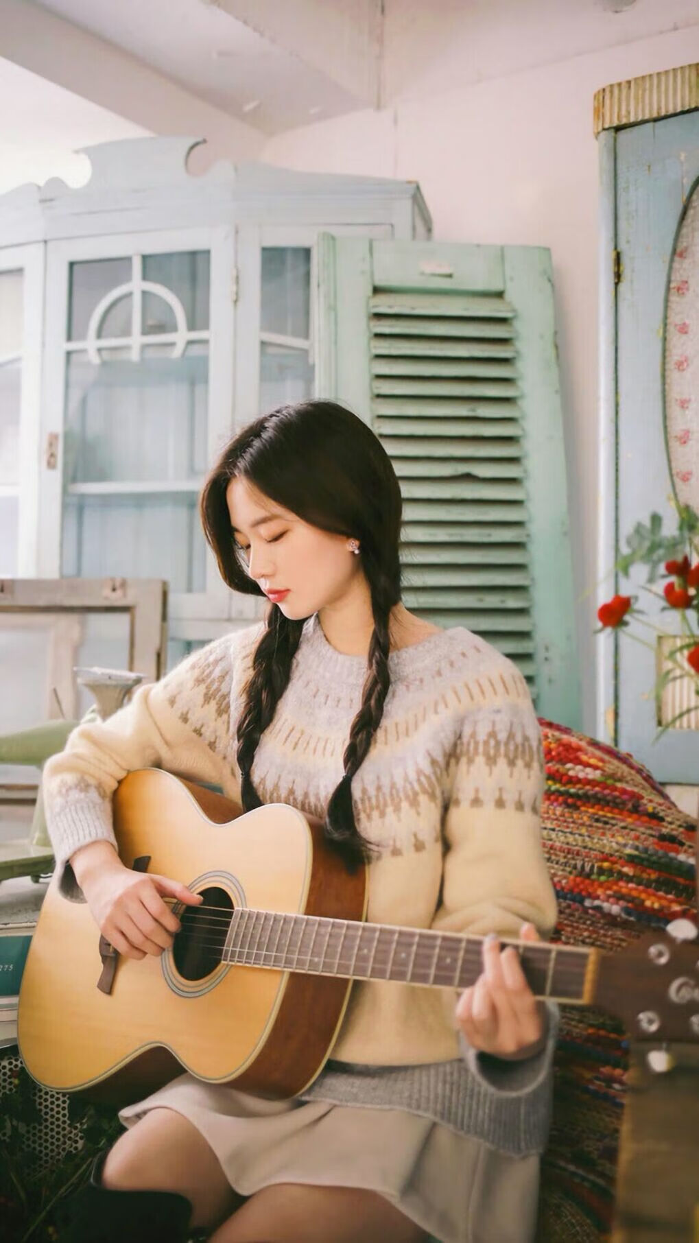 “简阳文体中心：羽毛球赛场高手对决，观众连连喝彩”